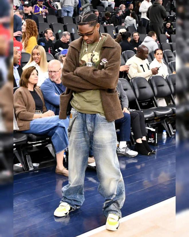 Scott x 耐克」看NBA被保安ban了OG视讯绿倒勾！蟑螂侠上上脚「Travis(图1)