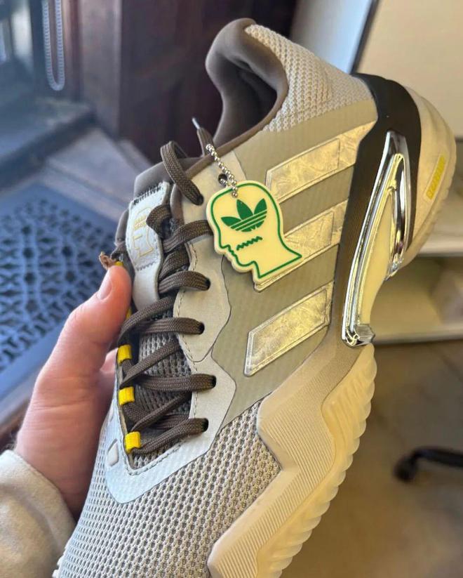 x 脑死亡」新联名曝光确认发售！OG真人4双「阿迪adidas(图3)