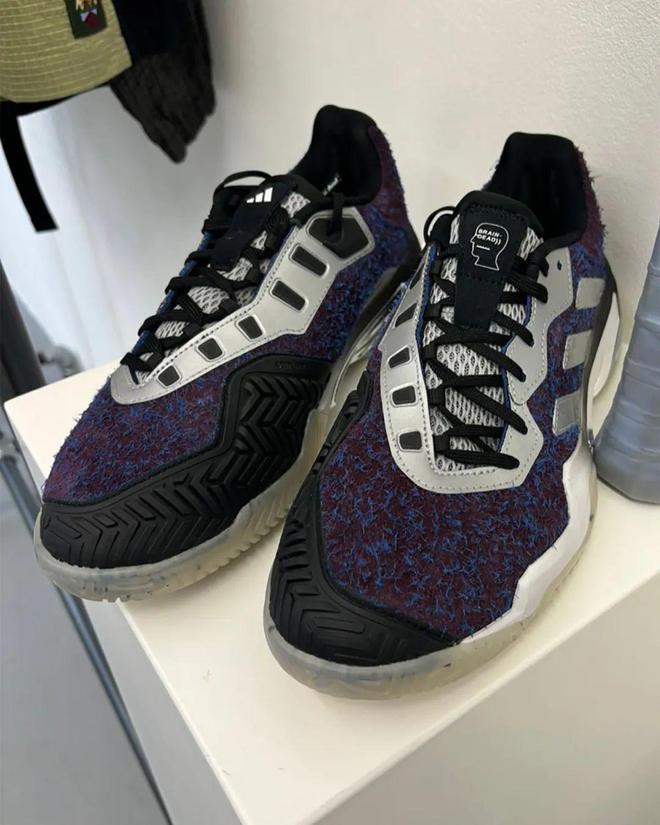 x 脑死亡」新联名曝光确认发售！OG真人4双「阿迪adidas(图5)