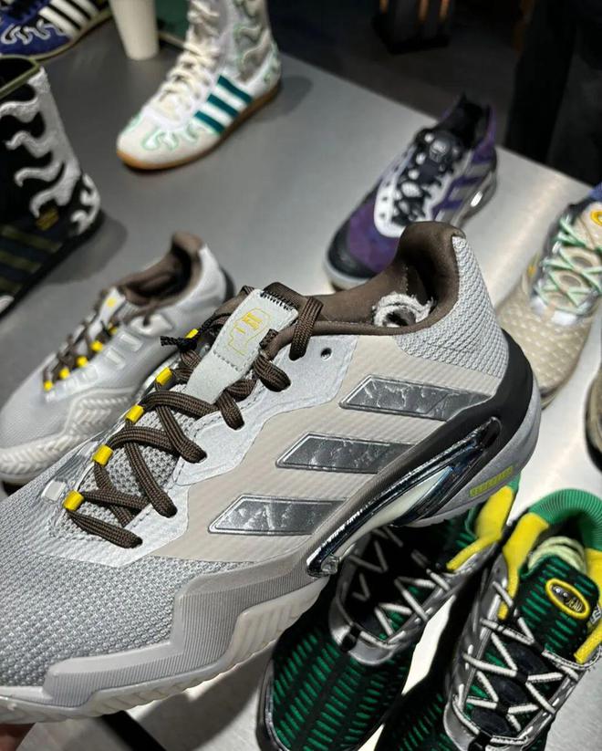 x 脑死亡」新联名曝光确认发售！OG真人4双「阿迪adidas(图6)