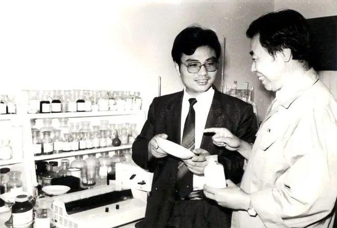 勺盐浙江父子却靠它撑起一个千亿帝国OG真人花2000元冤枉钱买了一(图15)