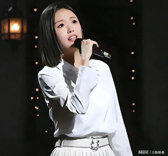 二字之差释放强烈信号云朵的话应验了OG真人游戏刀郎对徐子尧的称呼变了(图6) 二字之差释放强烈信号云朵的话应验了OG真人游戏刀郎对徐子尧的称呼变了(图6)